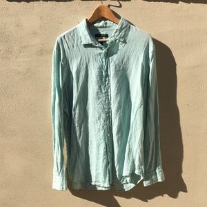 Banana Republic long-sleeved linen shirt